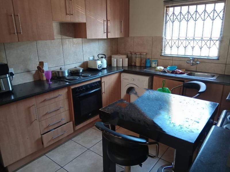 2 Bedroom Property for Sale in Pellissier Free State